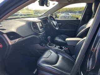 /photos/12068/9db015f6-f80f-4b5c-8d16-7d159c20dfc8_i320x240.jpg
