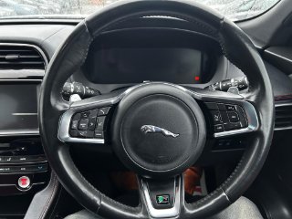 /photos/12068/db71e258-dd43-487a-abb6-c8099a4c334d_i320x240.jpg